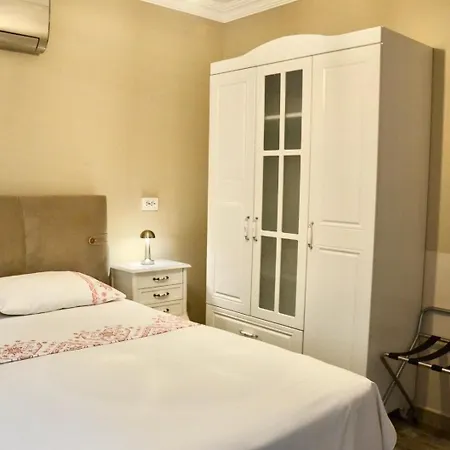 Cacthouse Antalya Private بيت للعطل بيليك